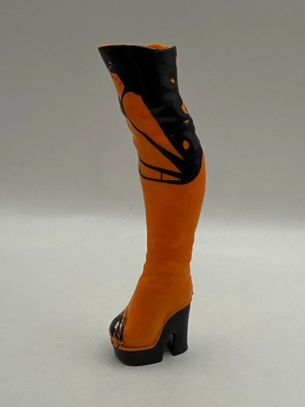 Rainbow High Poppy Rowan Series 1 Orange Butterfly Thigh High Boot Replacement L